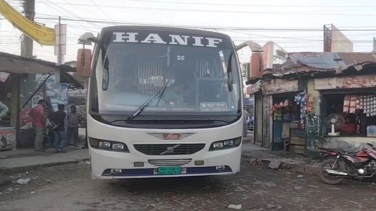 গাইবান্ধা থেকে হানিফ বাস চুরি, হিলি থেকে উদ্ধার